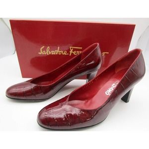 Salvatore Ferragamo Cherry Red Crocodile Print Patent Pumps Heels Size 6.5B